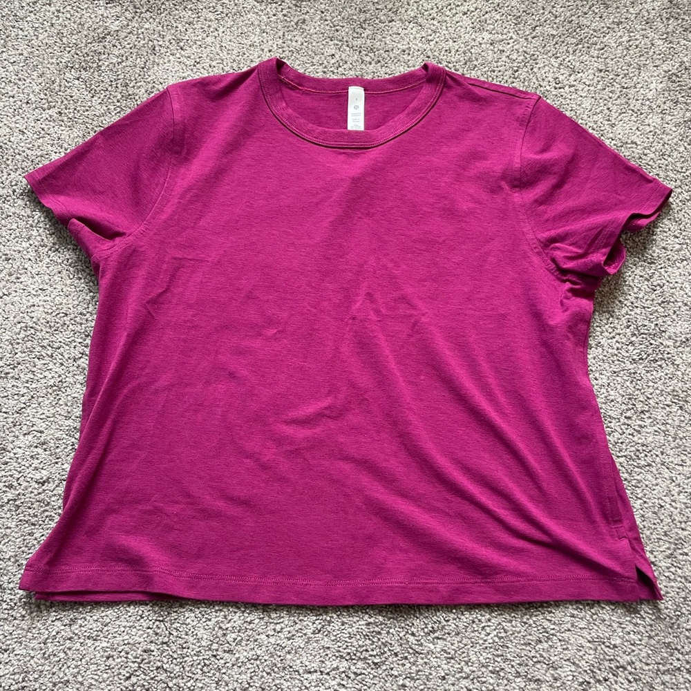 Lululemon Classic Fit Cotton Blend Tee